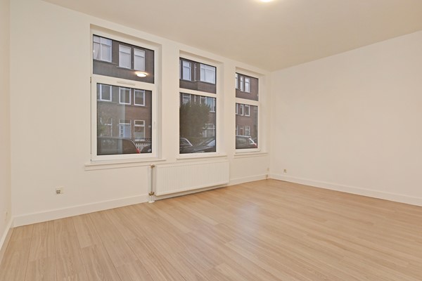 Medium property photo - Velpsestraat 211, 2573 SK Den Haag